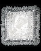  100566 White Wedding coins pillow 